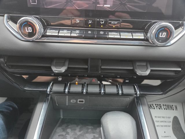 Used 2023 GMC Canyon Elevation w/ Convenience Package AWD/4WD image 29