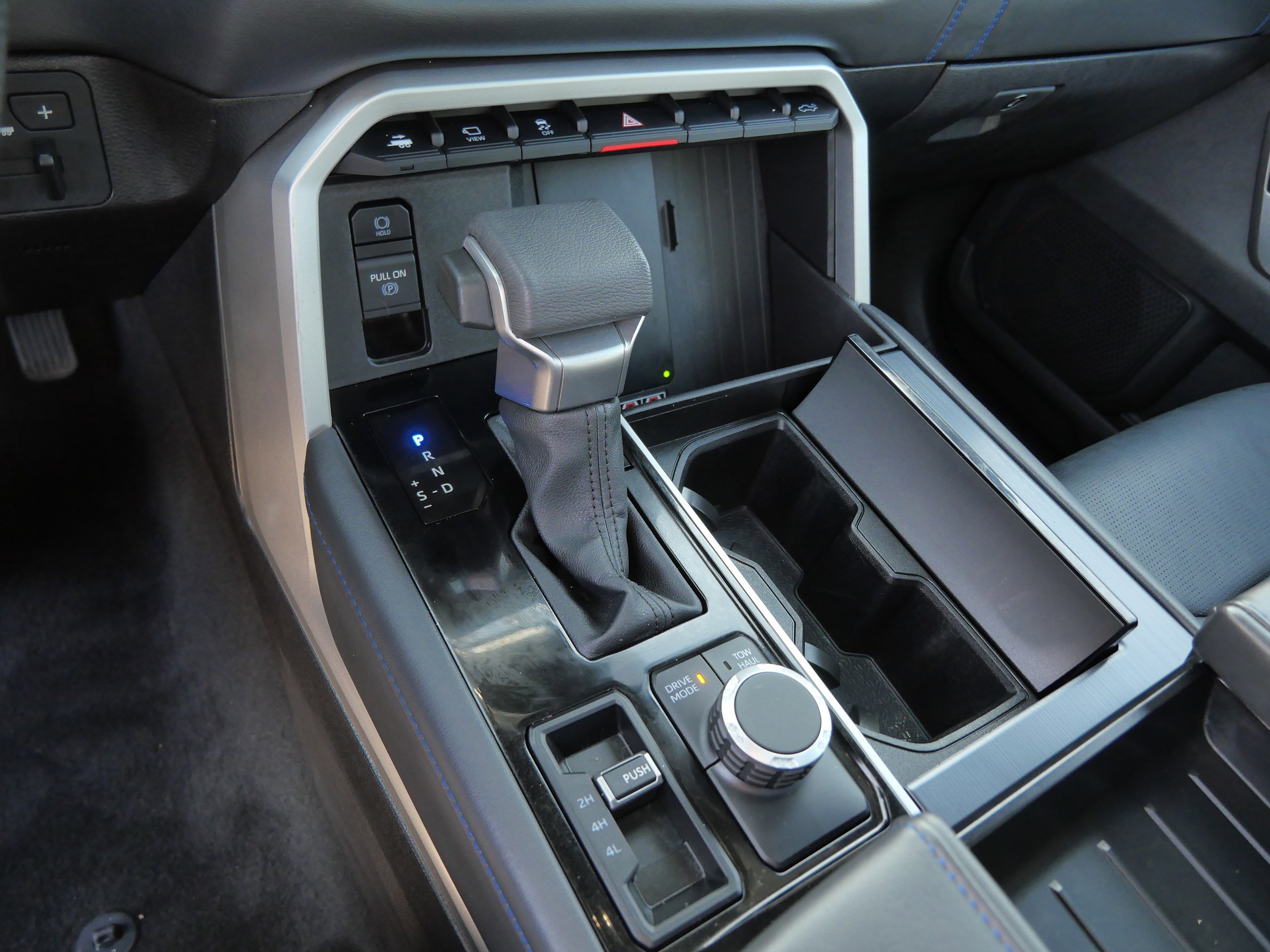 Used 2025 Toyota Tundra Platinum image 24