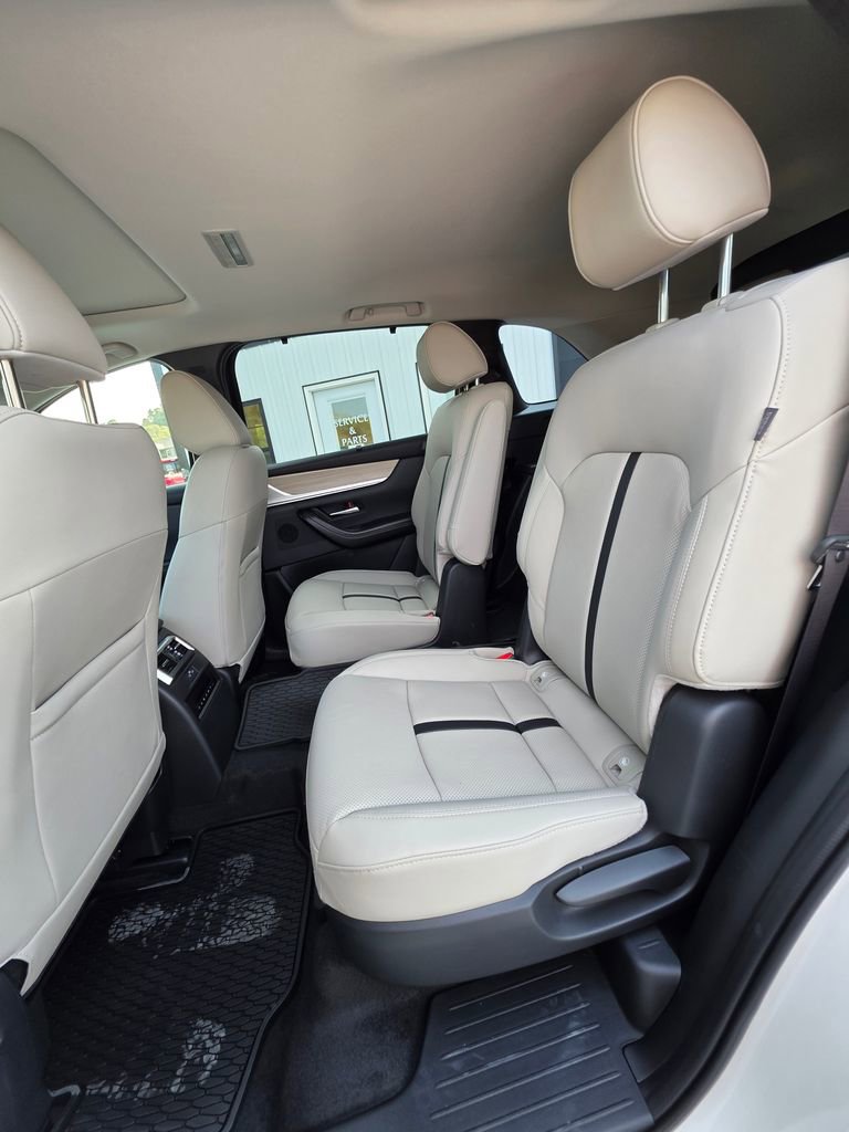 New 2025 MAZDA CX-90 3.3 Turbo w/ Preferred Package image 9