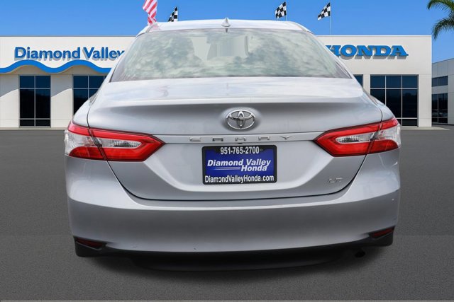 Used 2020 Toyota Camry LE image 5