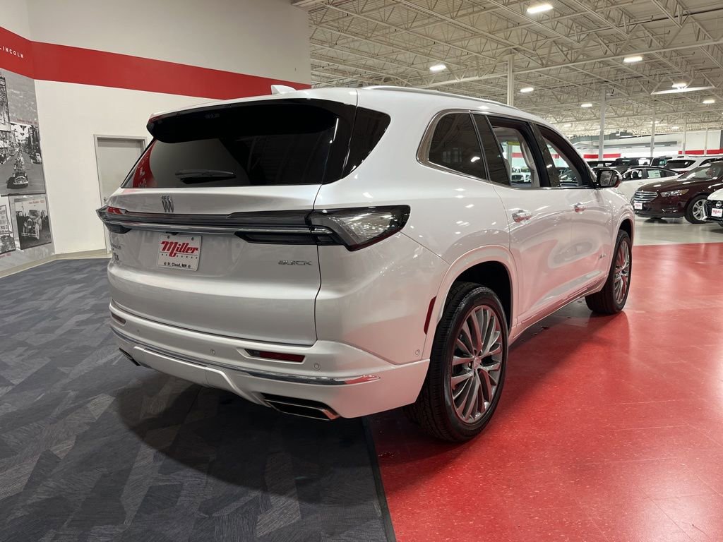 Used 2025 Buick Enclave Avenir w/ Super Cruise Package image 3
