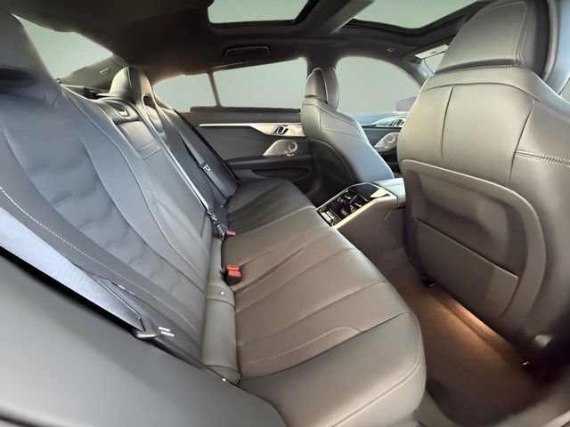 Used 2026 BMW 840i xDrive w/ M Sport Professional Package image 29