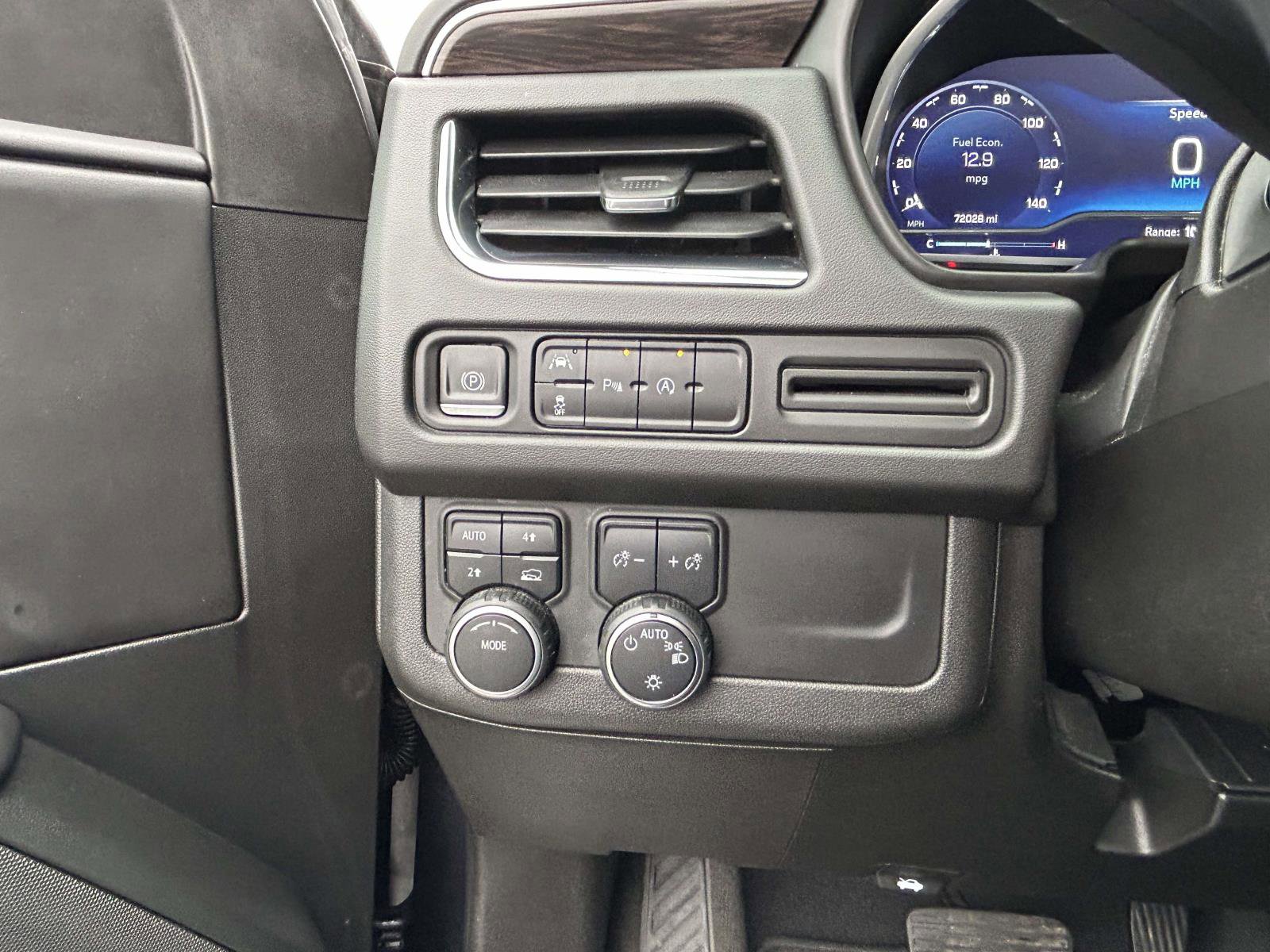 Used 2023 Chevrolet Tahoe LT AWD/4WD image 21