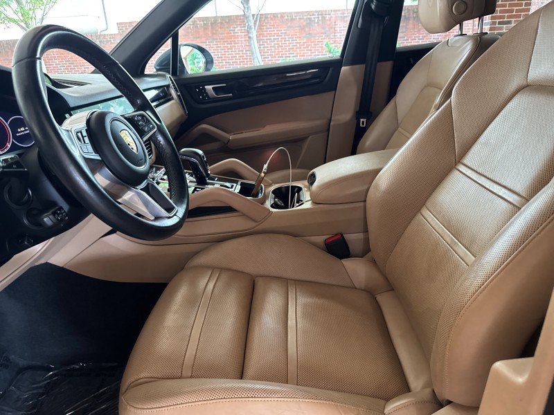 Used 2019 Porsche Cayenne AWD/4WD image 16