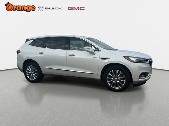 Used 2018 Buick Enclave Premium w/ Trailering Package FWD image 2