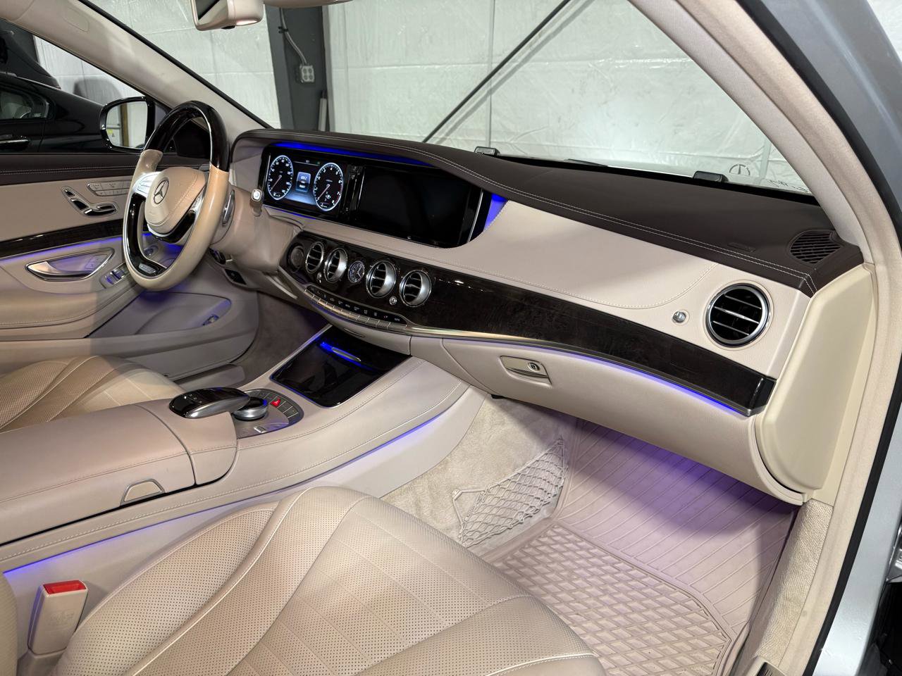 Used 2015 Mercedes-Benz S 550 Sedan w/ Premium 1 Package image 26