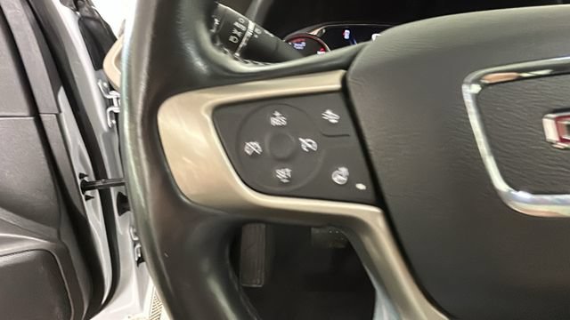 Used 2021 GMC Acadia Denali AWD/4WD image 15
