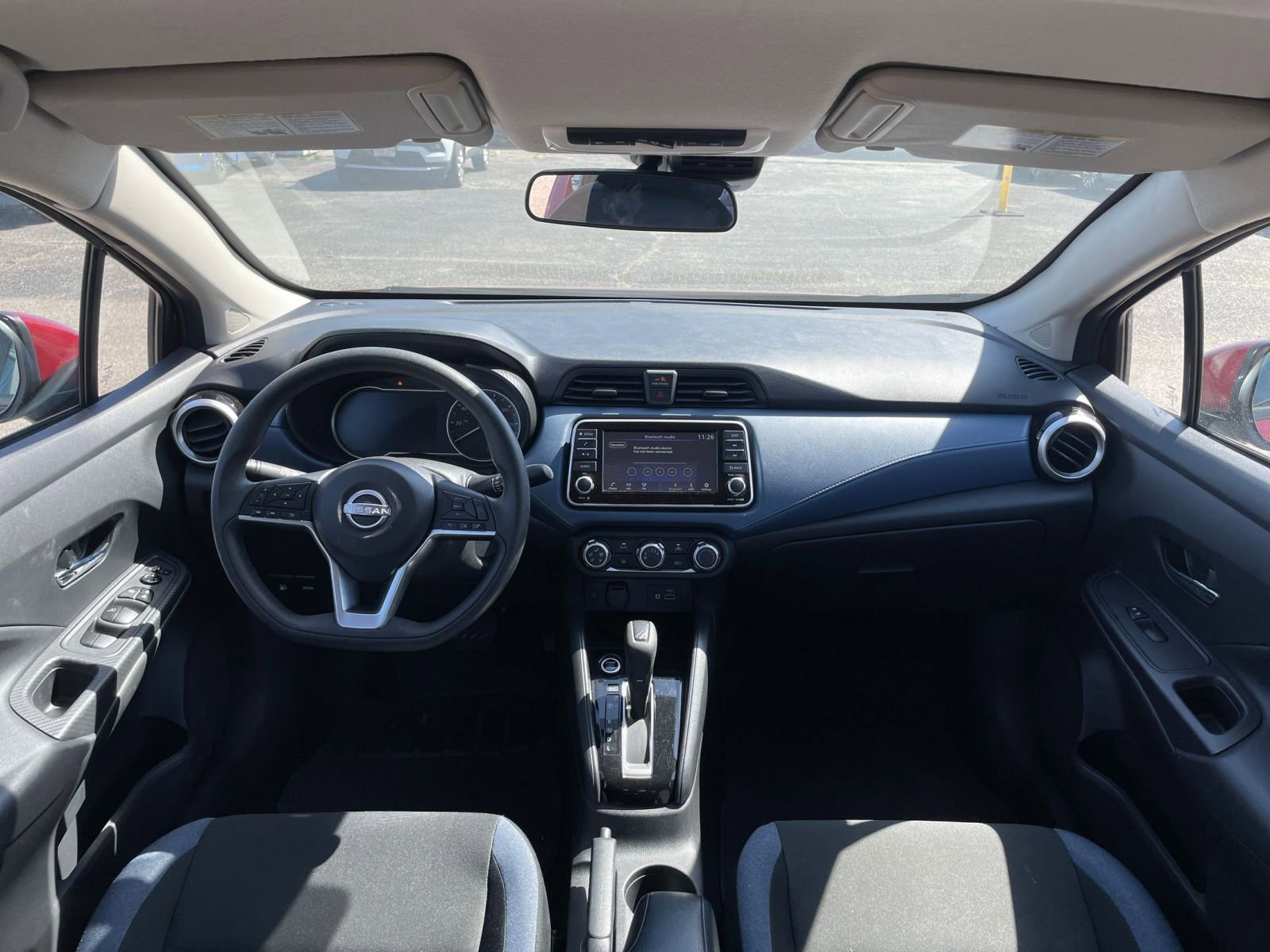 Used 2025 Nissan Versa SV image 31