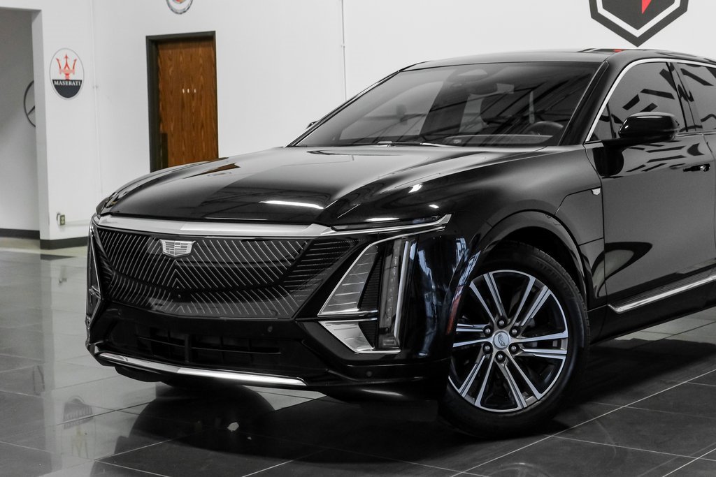 Used 2024 Cadillac Lyriq Luxury image 9