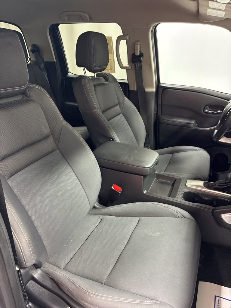 Used 2023 Nissan Frontier SV image 30