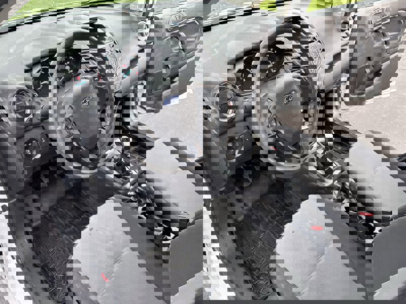 Used 2017 Ford Fiesta S image 19