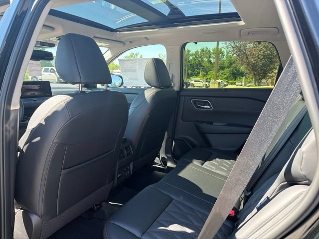 New 2026 Nissan Rogue Platinum AWD/4WD image 18