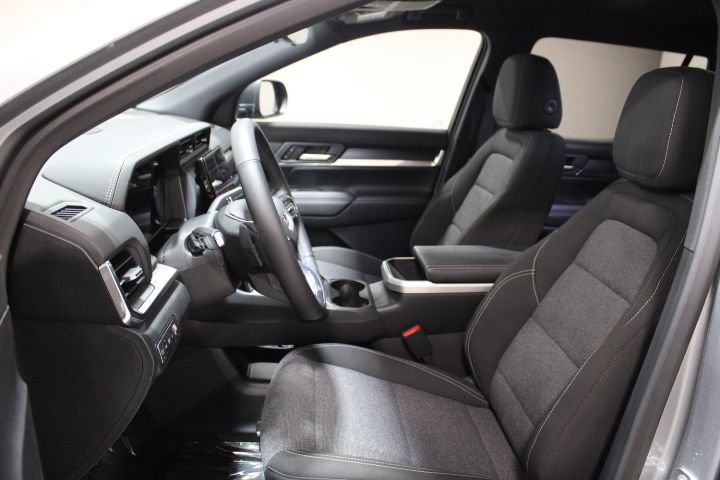 Used 2026 GMC Terrain Elevation w/ Technology Package II FWD image 17