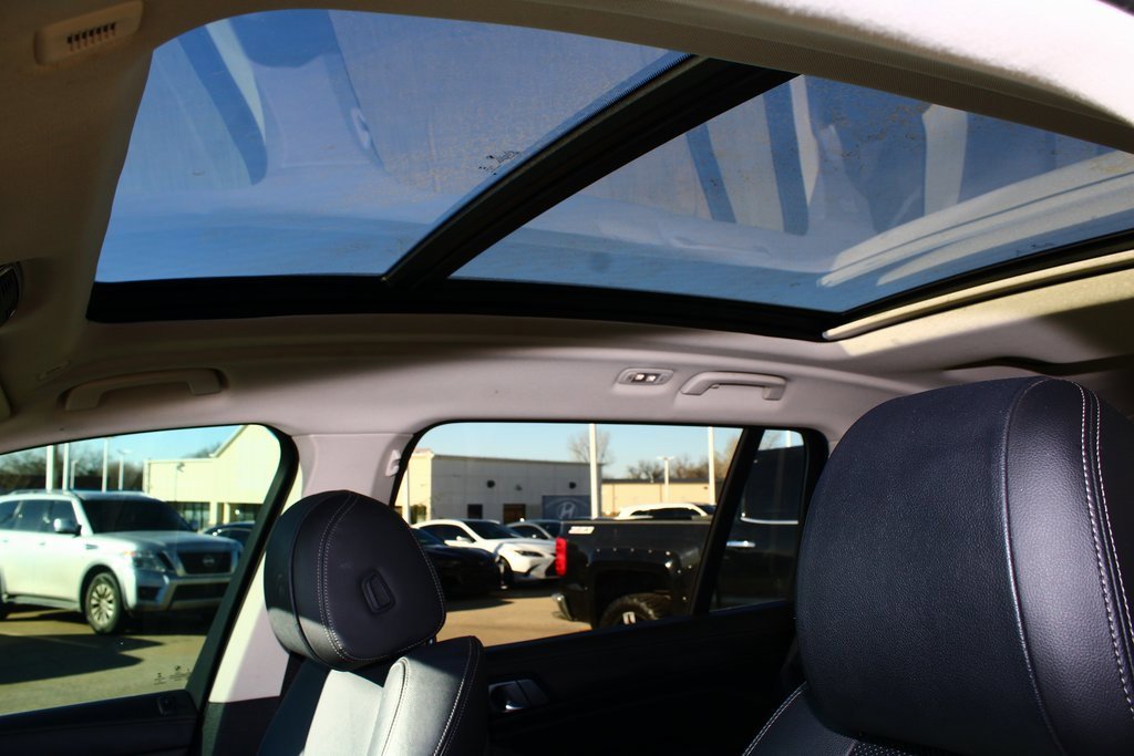 Used 2021 BMW X7 xDrive40i w/ Parking Assistance Package image 3