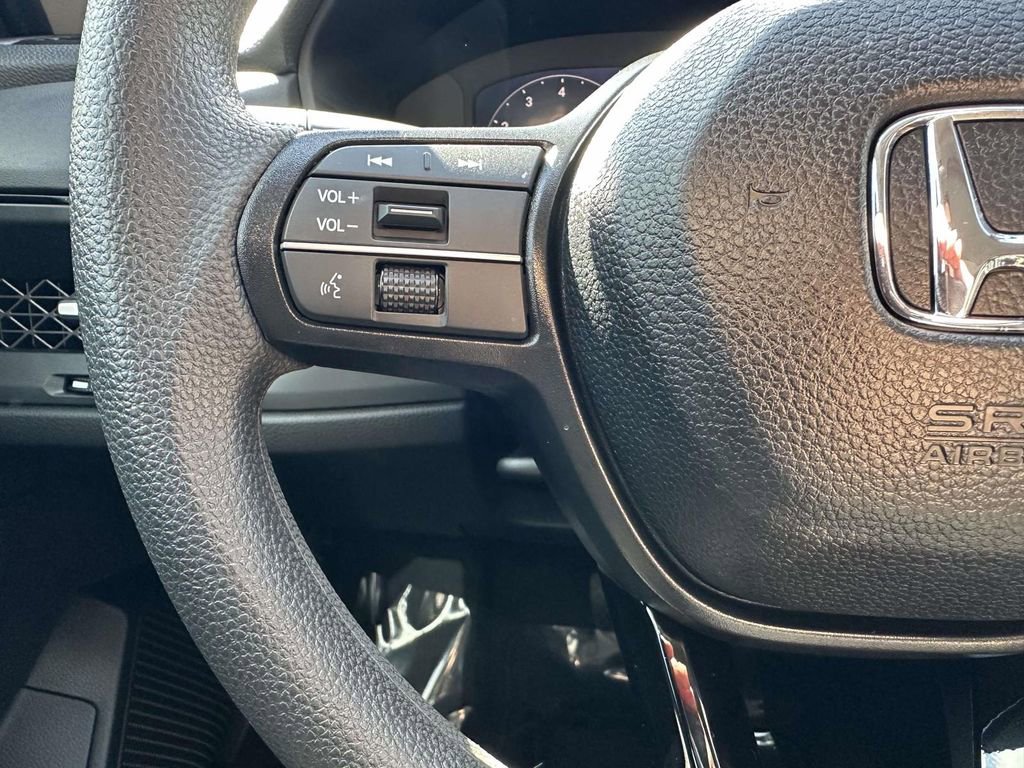 Certified 2025 Honda Accord SE image 13