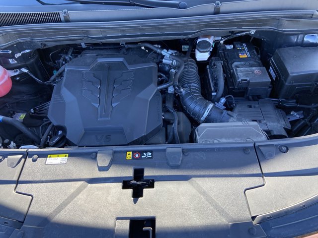Used 2025 Kia Carnival FWD image 27