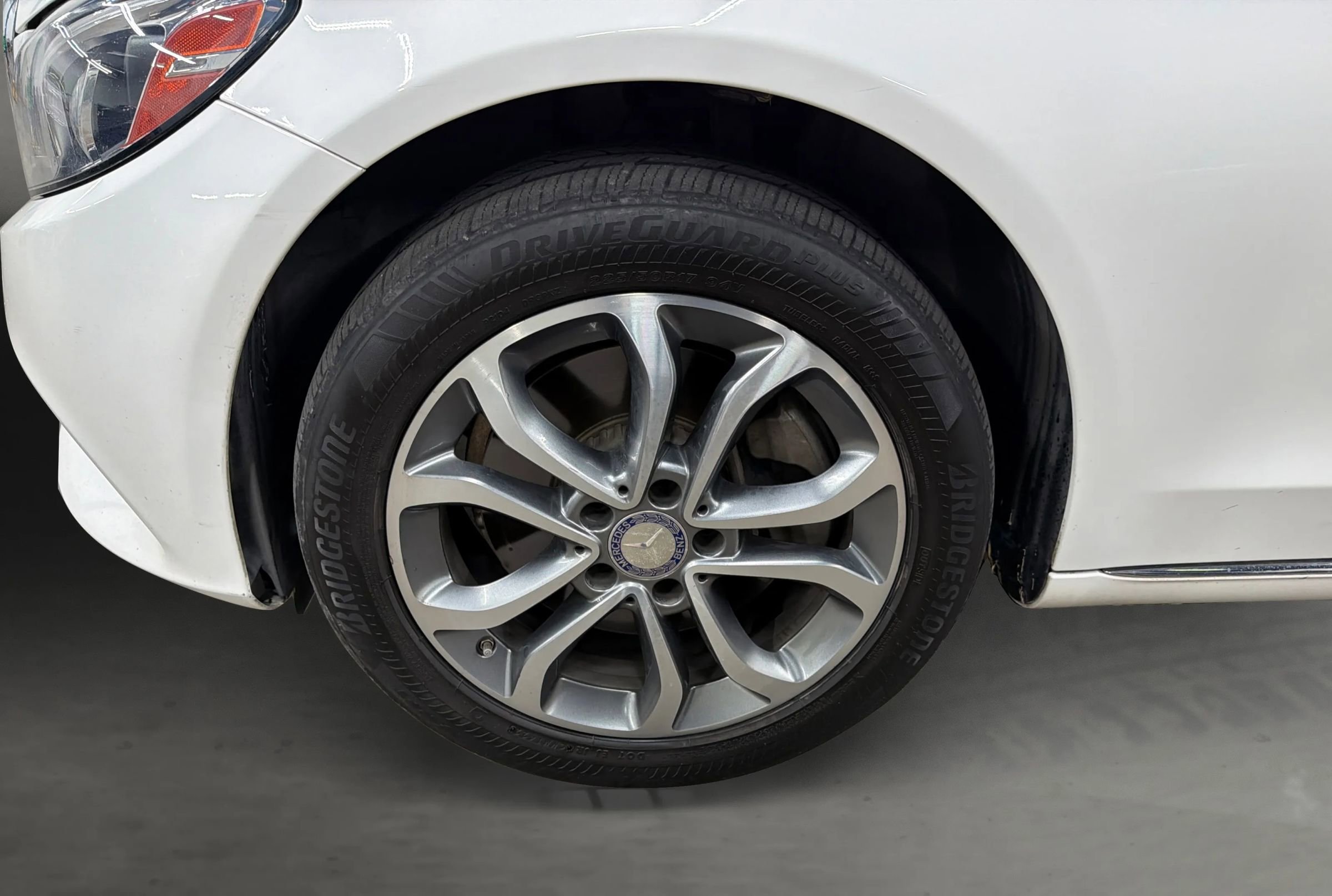 Used 2015 Mercedes-Benz C 300 4MATIC Sedan w/ Multimedia Package image 15