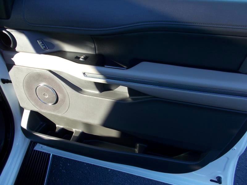 Used 2020 Ford Expedition XLT w/ Equipment Group 202A image 22