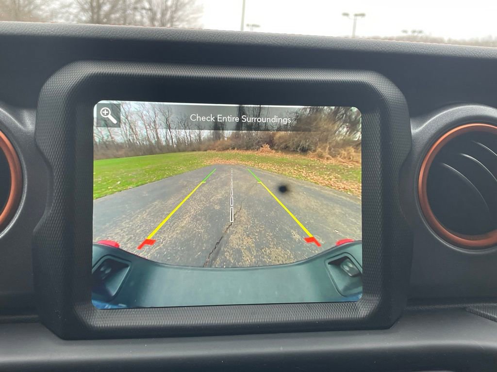 Used 2022 Jeep Gladiator Mojave w/ Cold Weather Group image 41