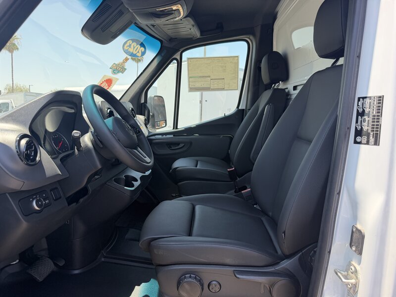 Used 2023 Mercedes-Benz Sprinter 4500 w/ Acoustic Package image 10