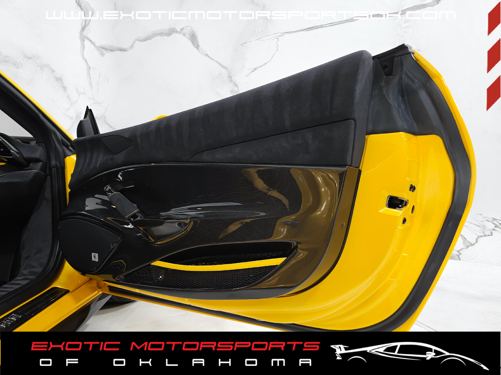 Used 2020 Ferrari 488 Pista Coupe RWD image 29