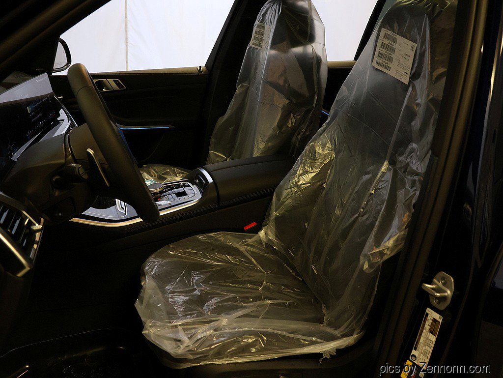 New 2026 BMW X5 xDrive50e w/ M Sport Package AWD/4WD image 11