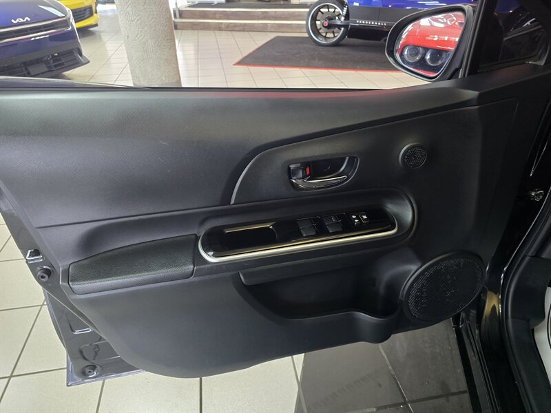 Used 2015 Toyota Prius C Two FWD image 7