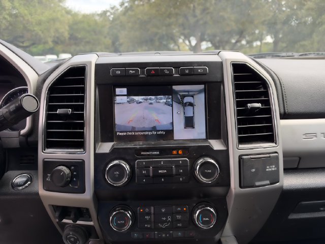 Used 2020 Ford F250 Lariat w/ Tremor Off-Road Package AWD/4WD image 13