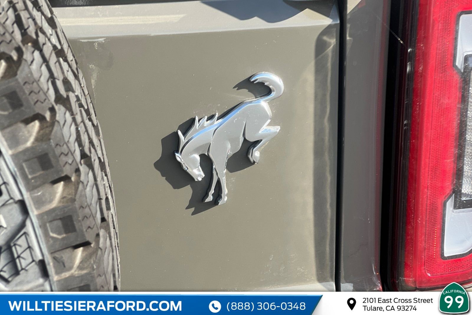 New 2026 Ford Bronco Badlands image 10