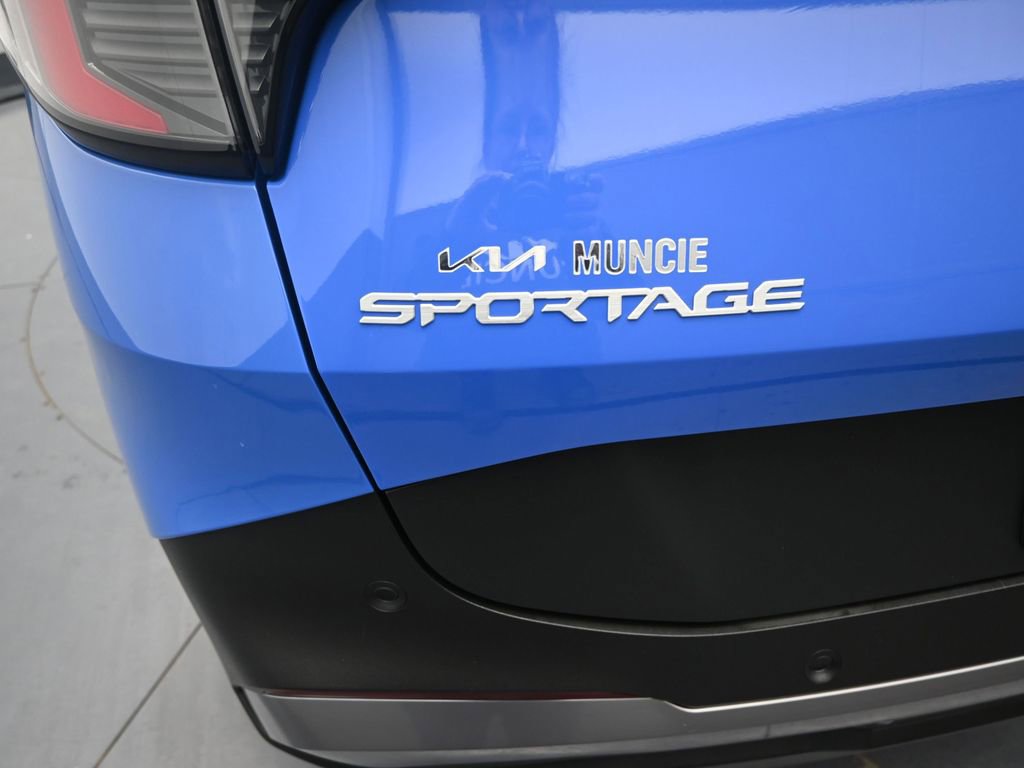 Certified 2026 Kia Sportage EX w/ EX Panorama Roof Package image 10