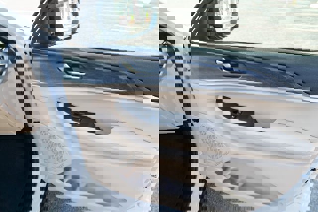 New 2025 Jeep Grand Cherokee L Limited w/ Luxury Tech Group II image 46