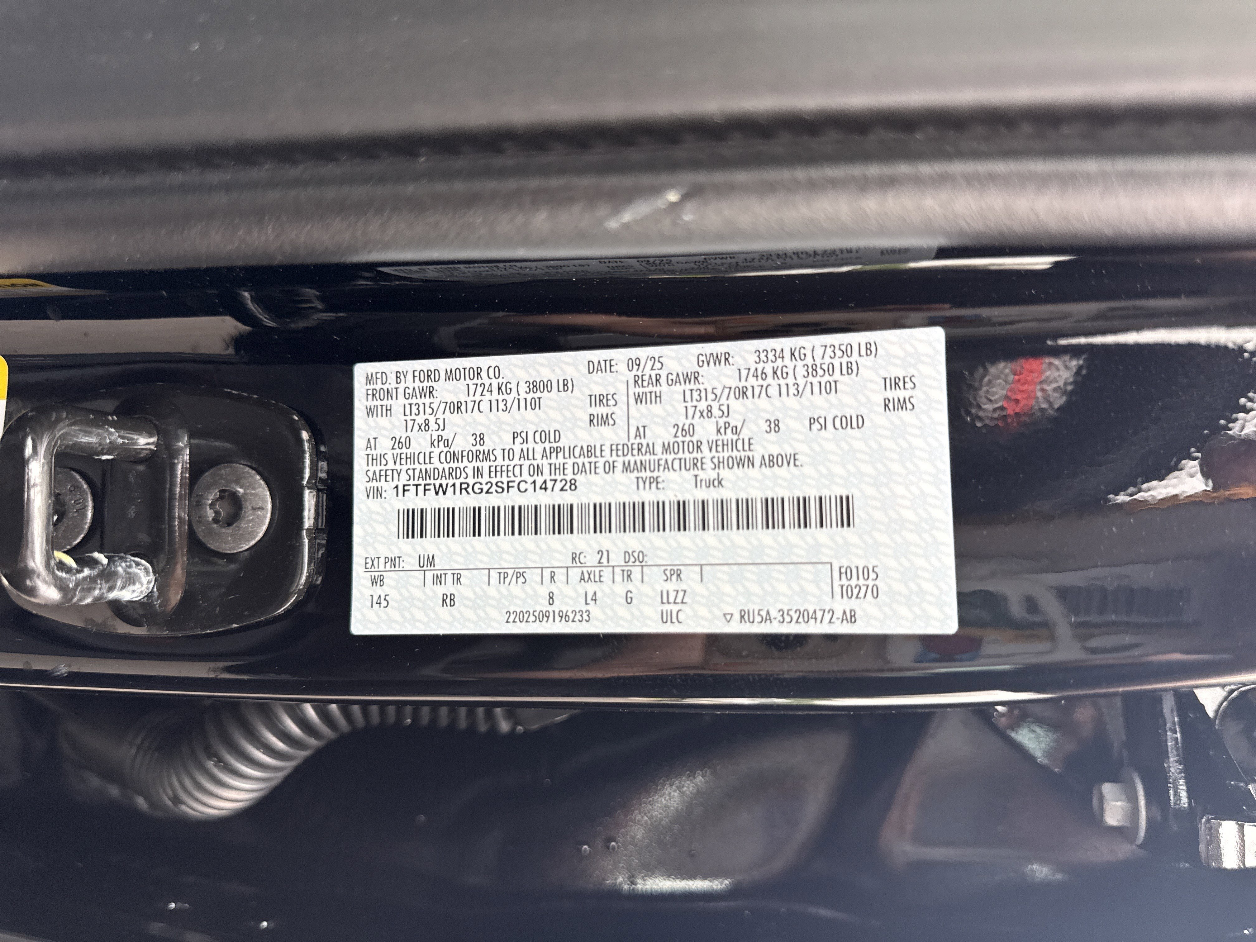 Used 2025 Ford F150 Raptor AWD/4WD image 35