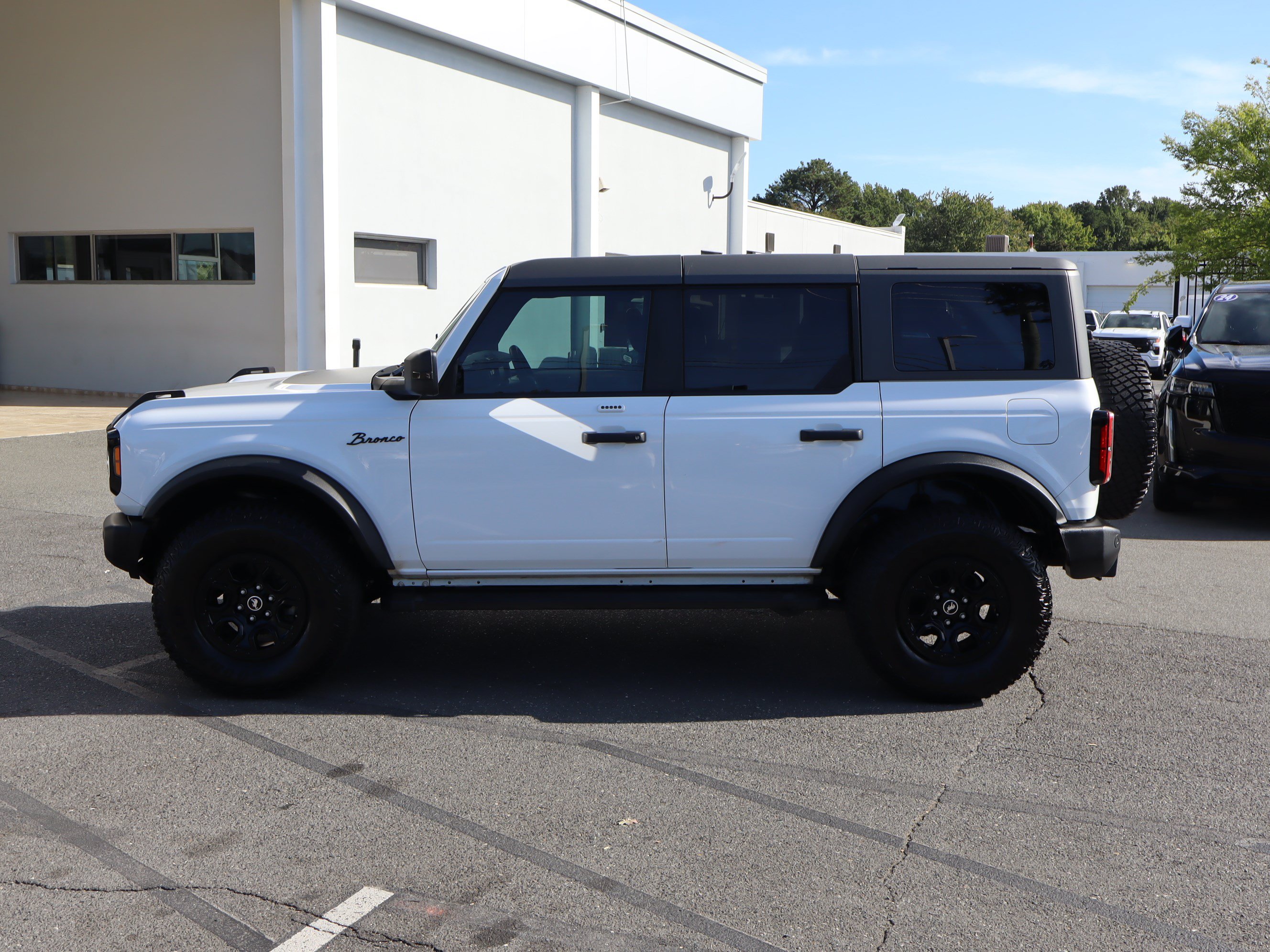 Used 2023 Ford Bronco Wildtrak AWD/4WD image 7