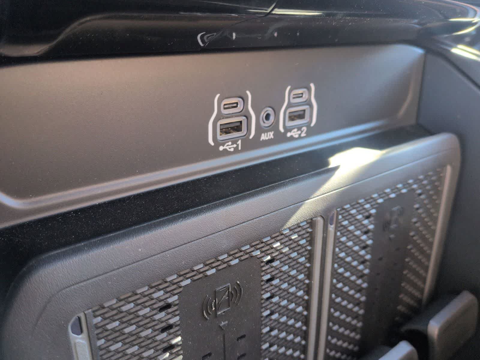 New 2026 RAM 2500 Laramie AWD/4WD image 31