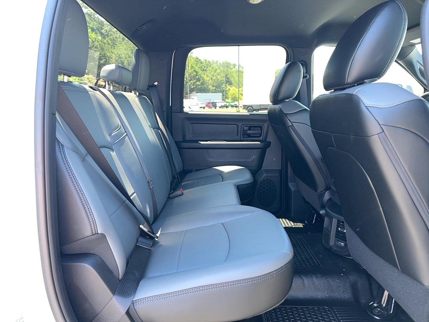 Used 2024 RAM 5500 Tradesman w/ Max Tow Package AWD/4WD image 27