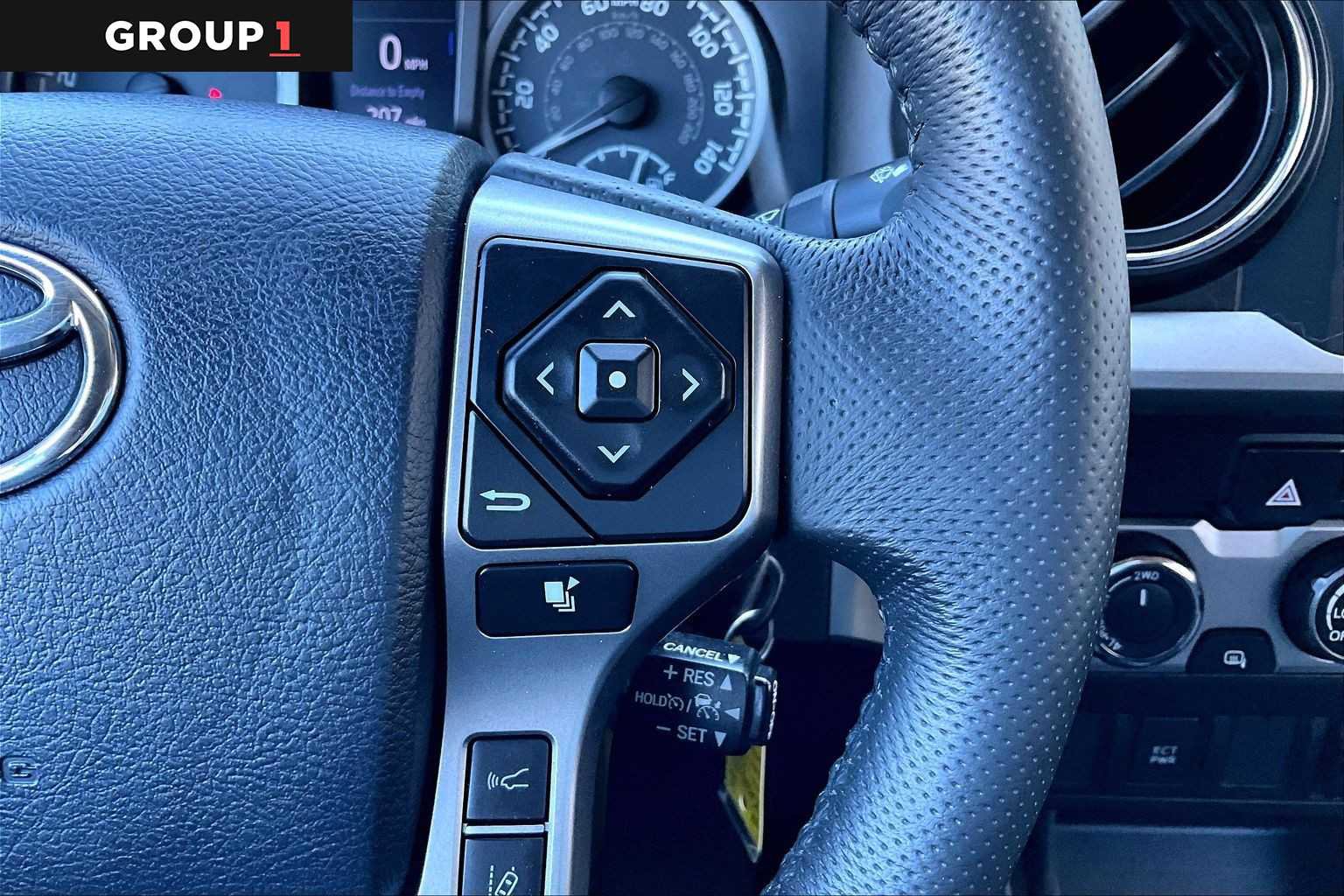 Used 2019 Toyota Tacoma SR5 AWD/4WD image 25