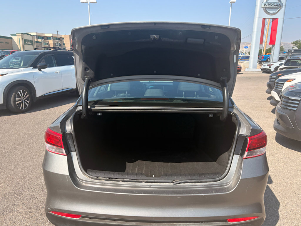 Used 2016 Kia Optima LX w/ Option Group 014 FWD image 10