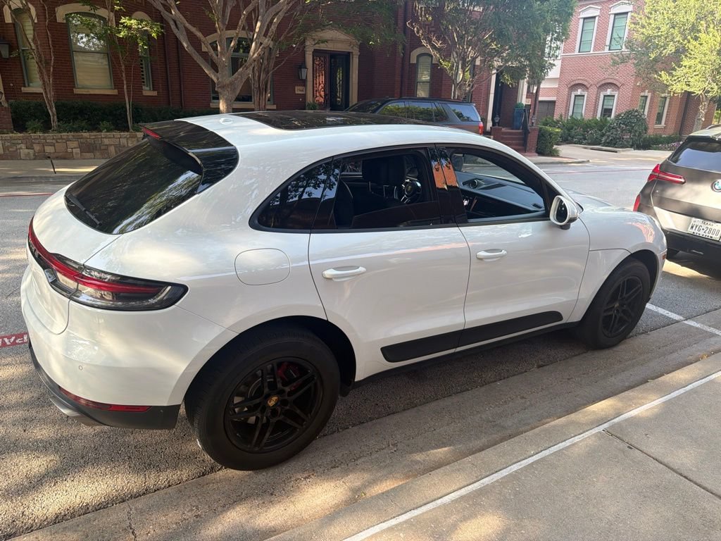 Used 2021 Porsche Macan AWD/4WD image 10