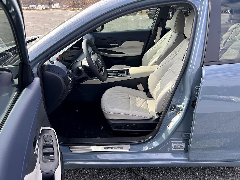 New 2026 Nissan Sentra SL w/ Floor Mat Package image 15
