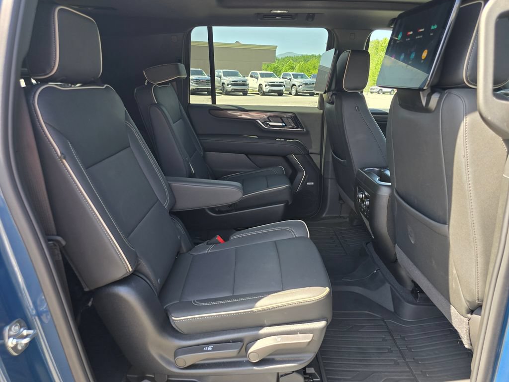Certified 2026 GMC Yukon XL Elevation w/ Elevation Premium Package AWD/4WD image 30