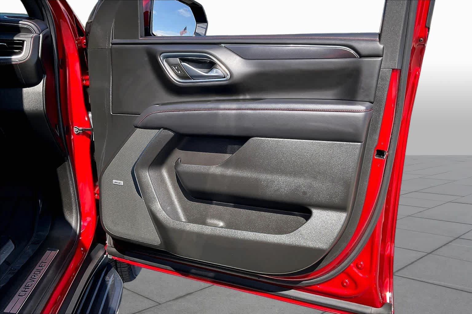Used 2023 Chevrolet Tahoe RST w/ Luxury Package RWD image 21
