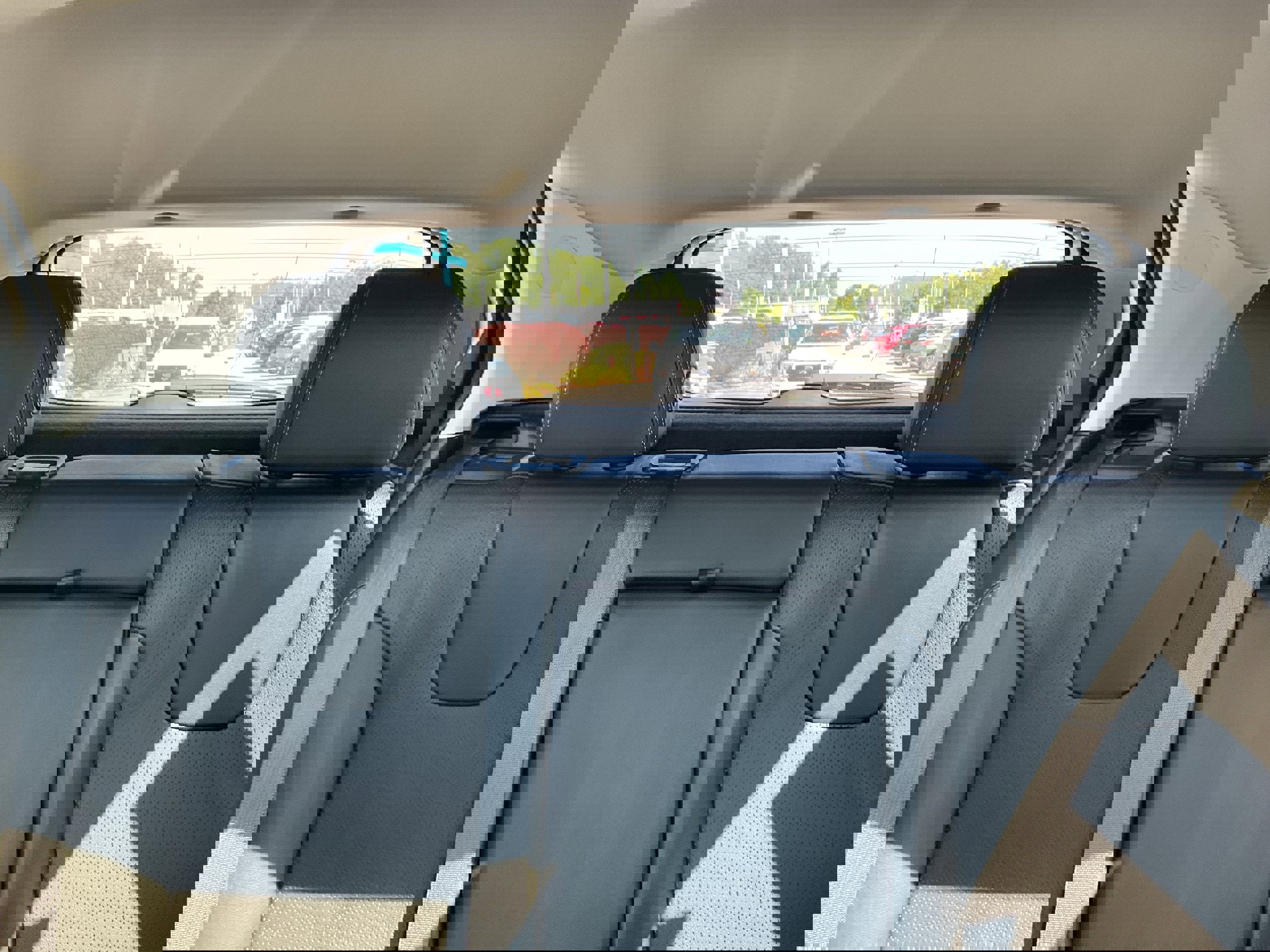 Certified 2022 Buick Encore GX Essence w/ Experience Buick Package image 14