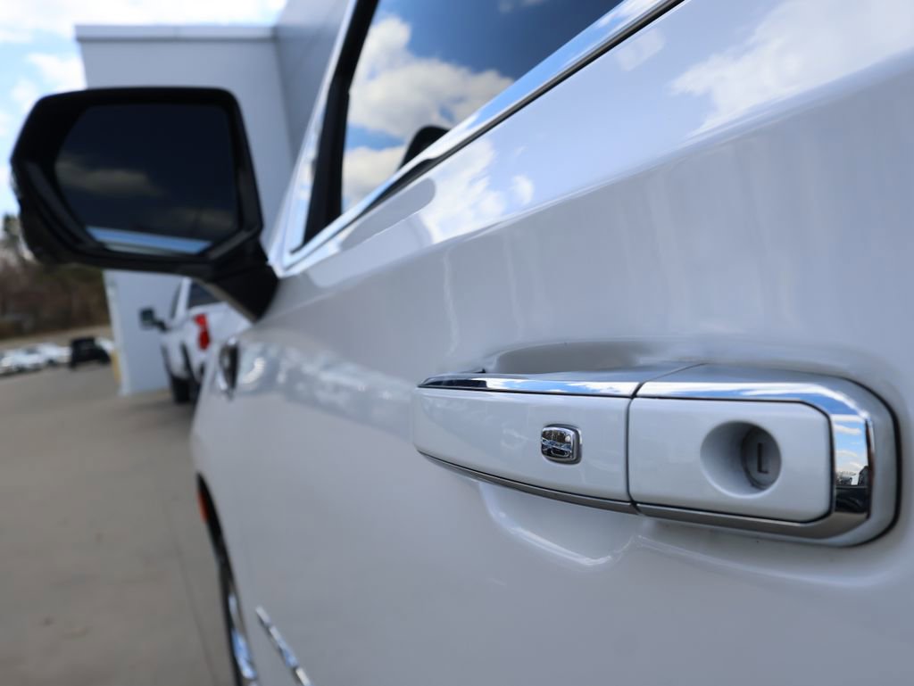 Certified 2022 GMC Yukon XL Denali image 11