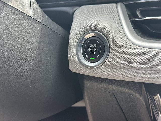 Used 2024 Chevrolet TrailBlazer LT FWD image 19