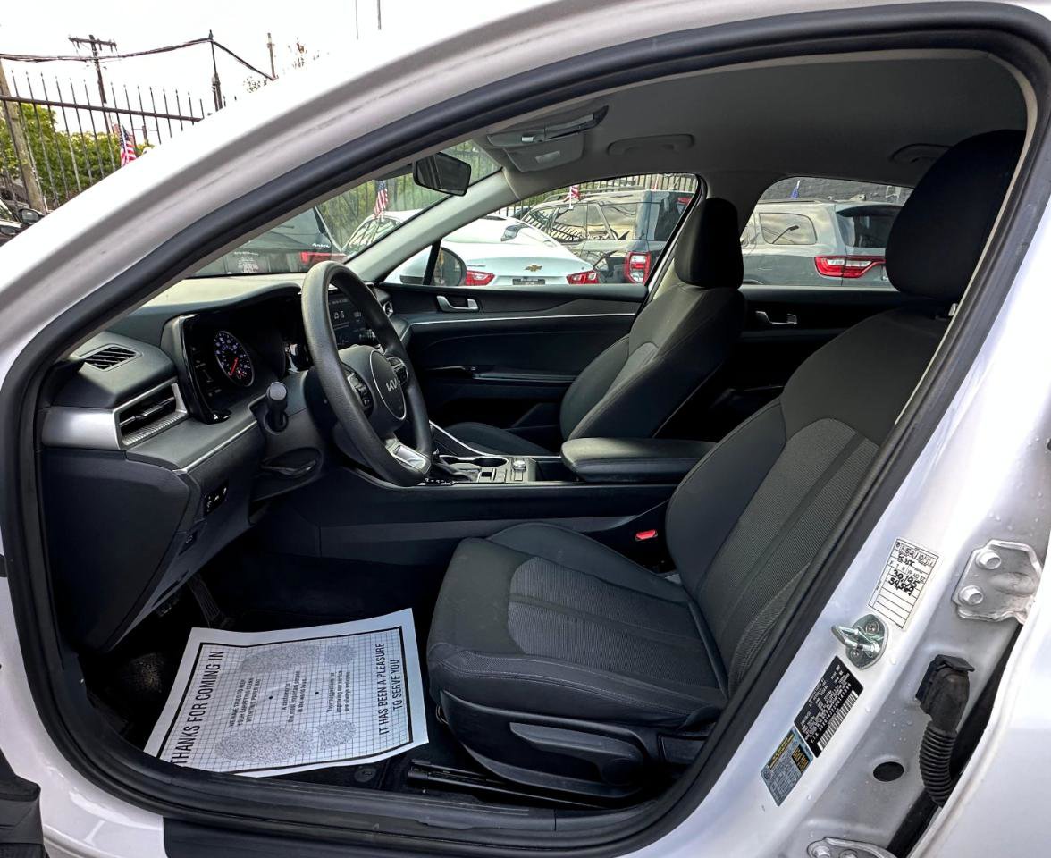 Used 2022 Kia K5 LXS FWD image 22