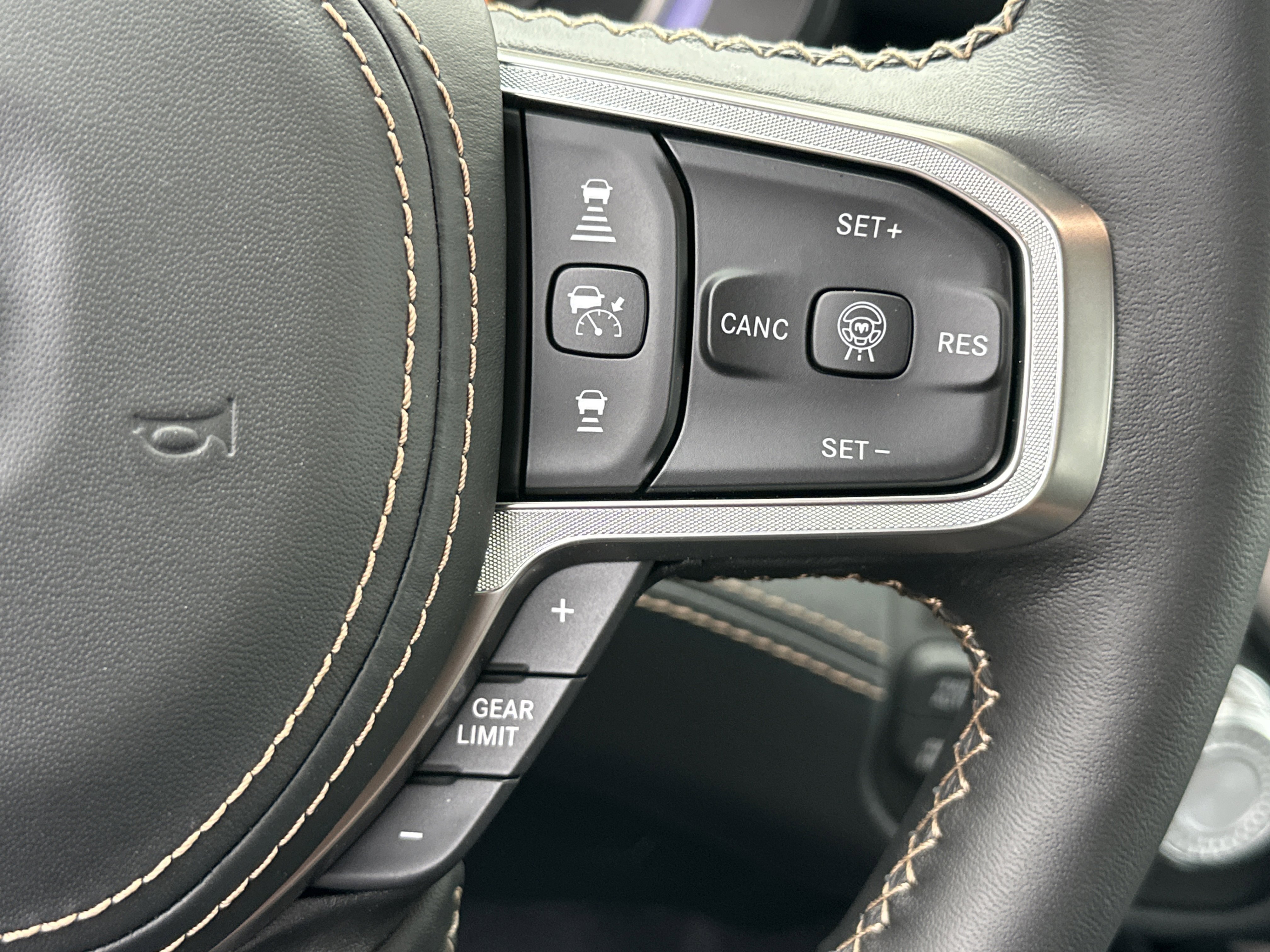 New 2026 RAM 1500 Tungsten AWD/4WD image 9
