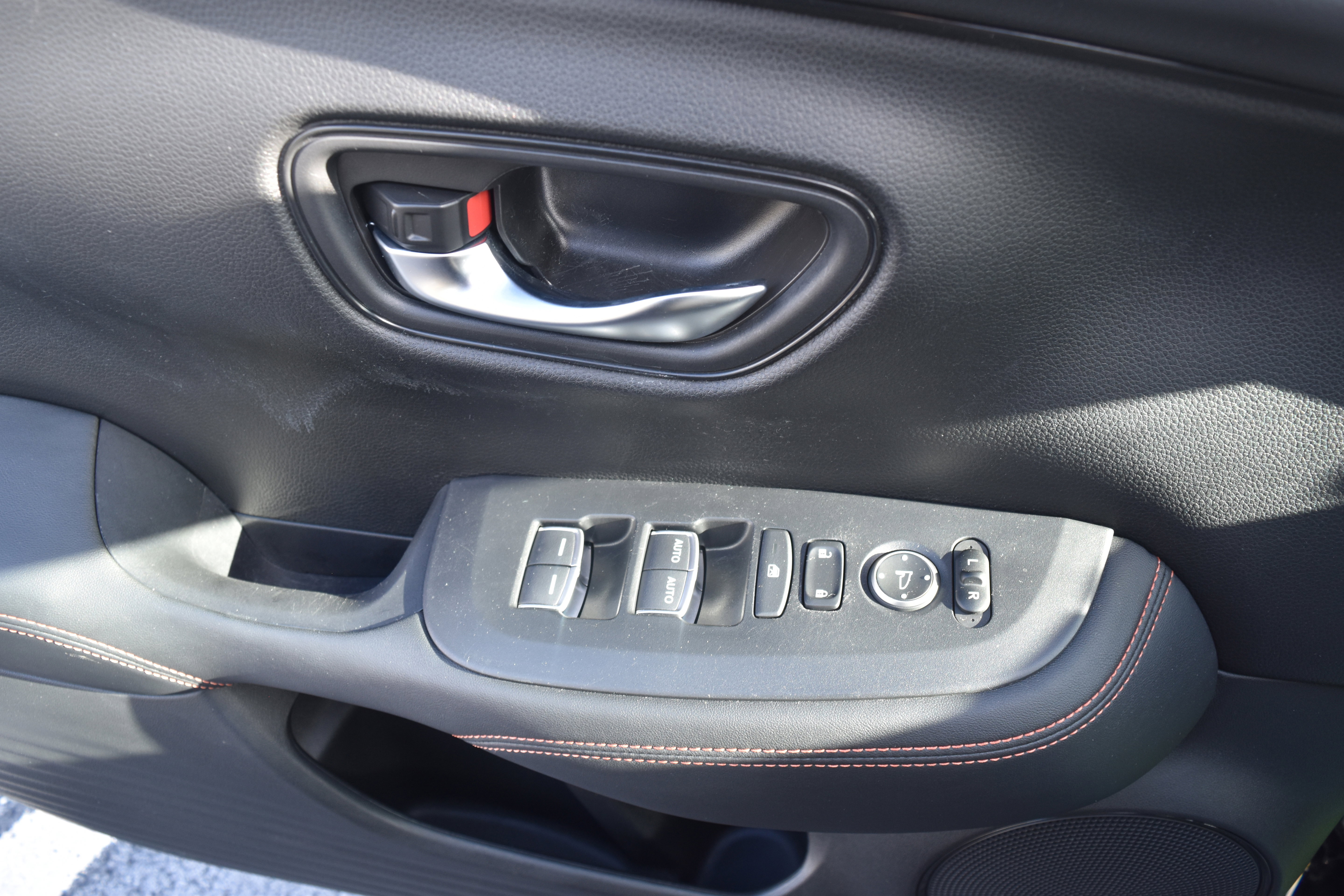 Certified 2024 Honda HR-V Sport image 13