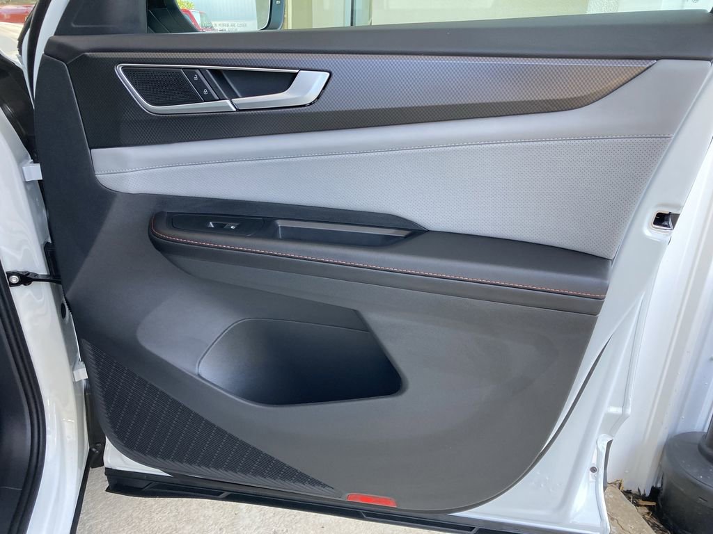 New 2026 Volkswagen Atlas Peak Edition image 39