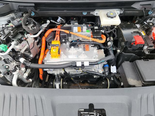 Used 2024 Chevrolet Equinox EV RS FWD image 31