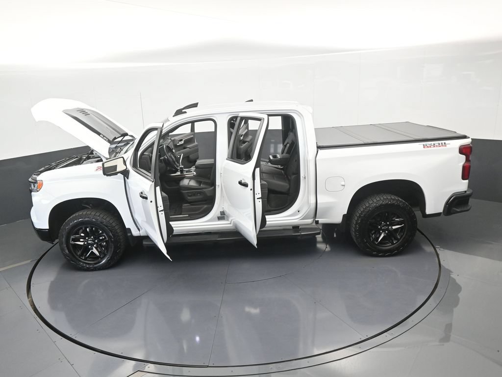 Used 2024 Chevrolet Silverado 1500 LT Trail Boss w/ LT Trail Boss Premium Package AWD/4WD image 76